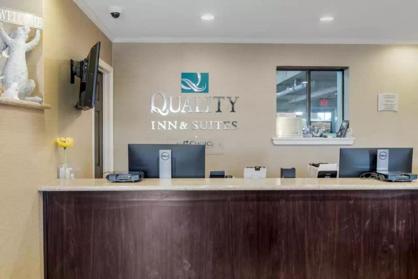 Quality Inn & Suites Oceanblock Ocean City Exterior photo
