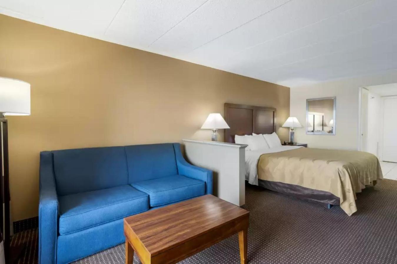 Quality Inn & Suites Oceanblock Ocean City Exterior photo