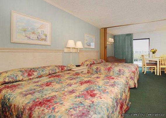 Quality Inn & Suites Oceanblock Ocean City Room photo